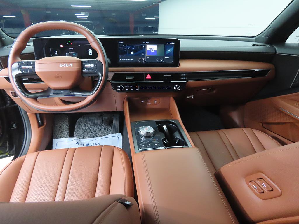 KIA K8 - Vista 7