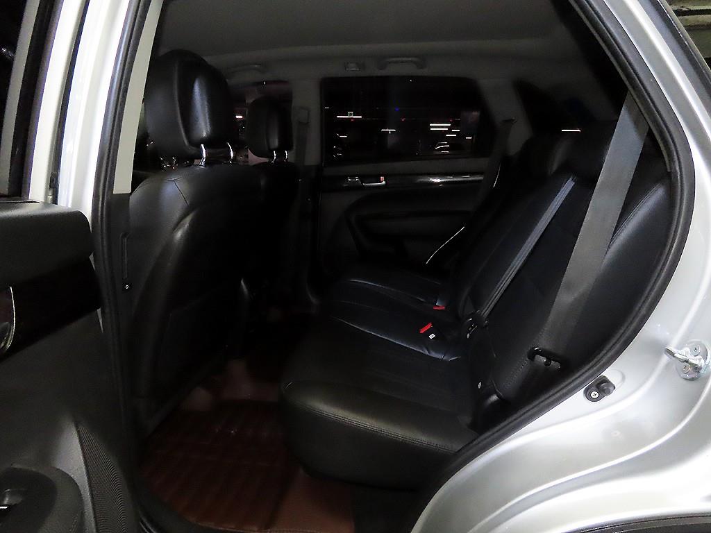 KIA Sorento - Vista 7
