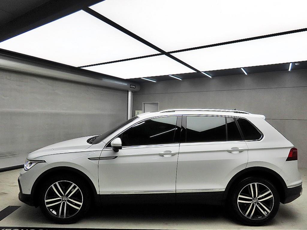 Volkswagen Tiguan - Vista 4