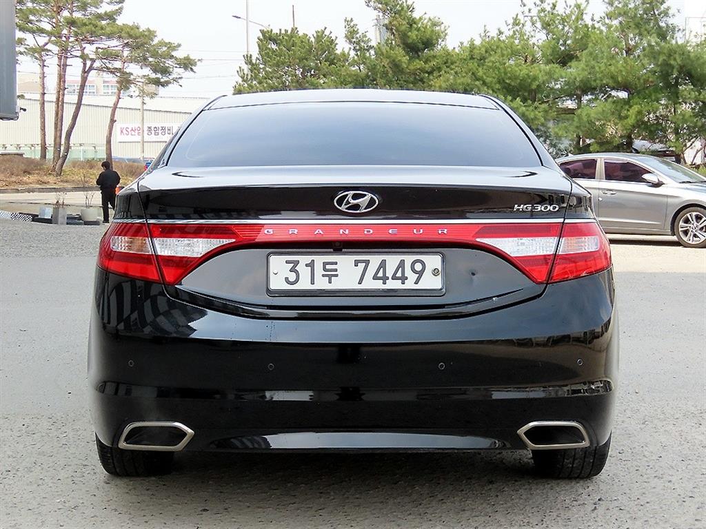 HYUNDAI Grandeur - Vista 4