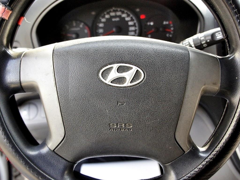 HYUNDAI Starex 2011 Blanco - Importación desde Corea - HF Imports Iquique - Foto 8