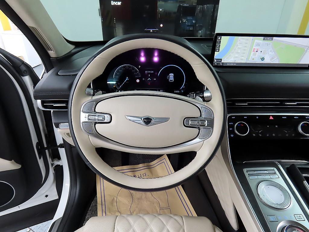 Genesis GV80 - Vista 9