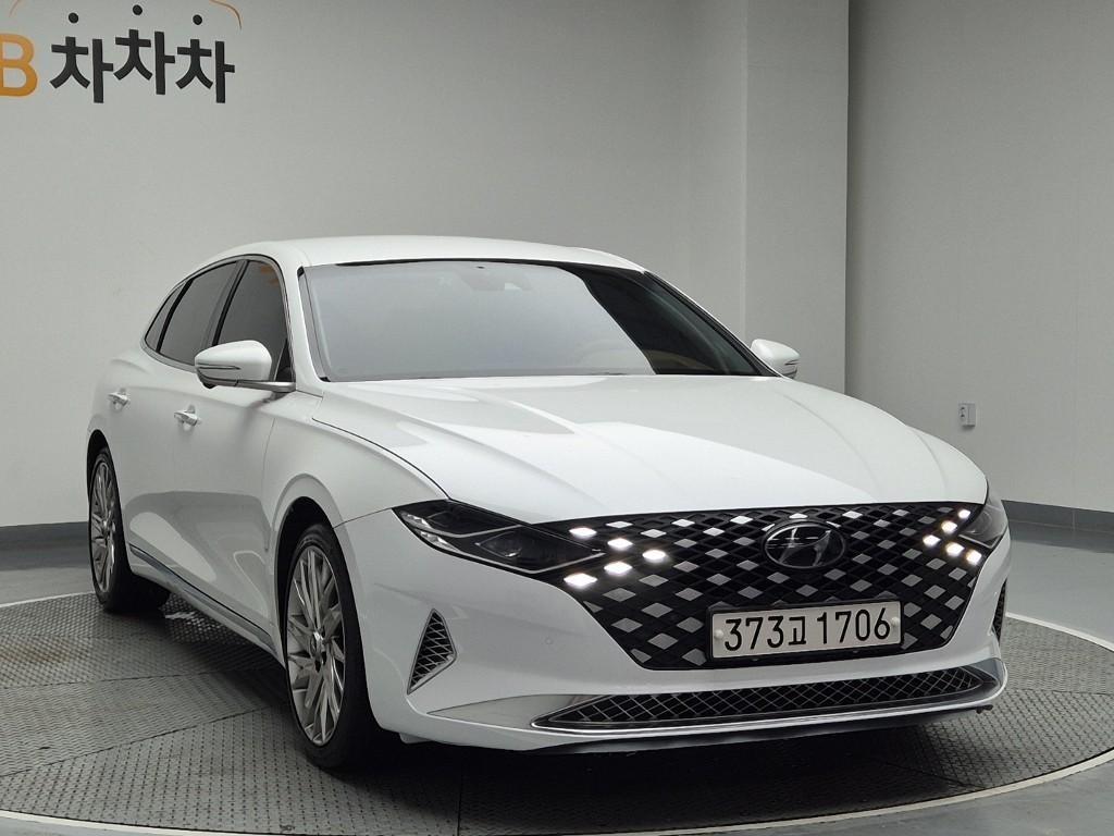 HYUNDAI Grandeur - Vista 4