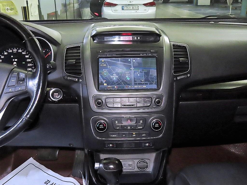 KIA Sorento - Vista 11