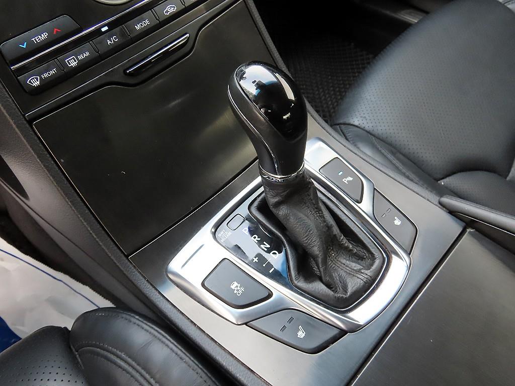 HYUNDAI Grandeur - Vista 10