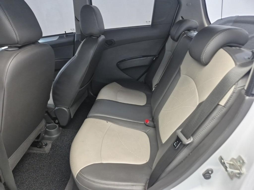 Chevrolet Spark - Vista 12