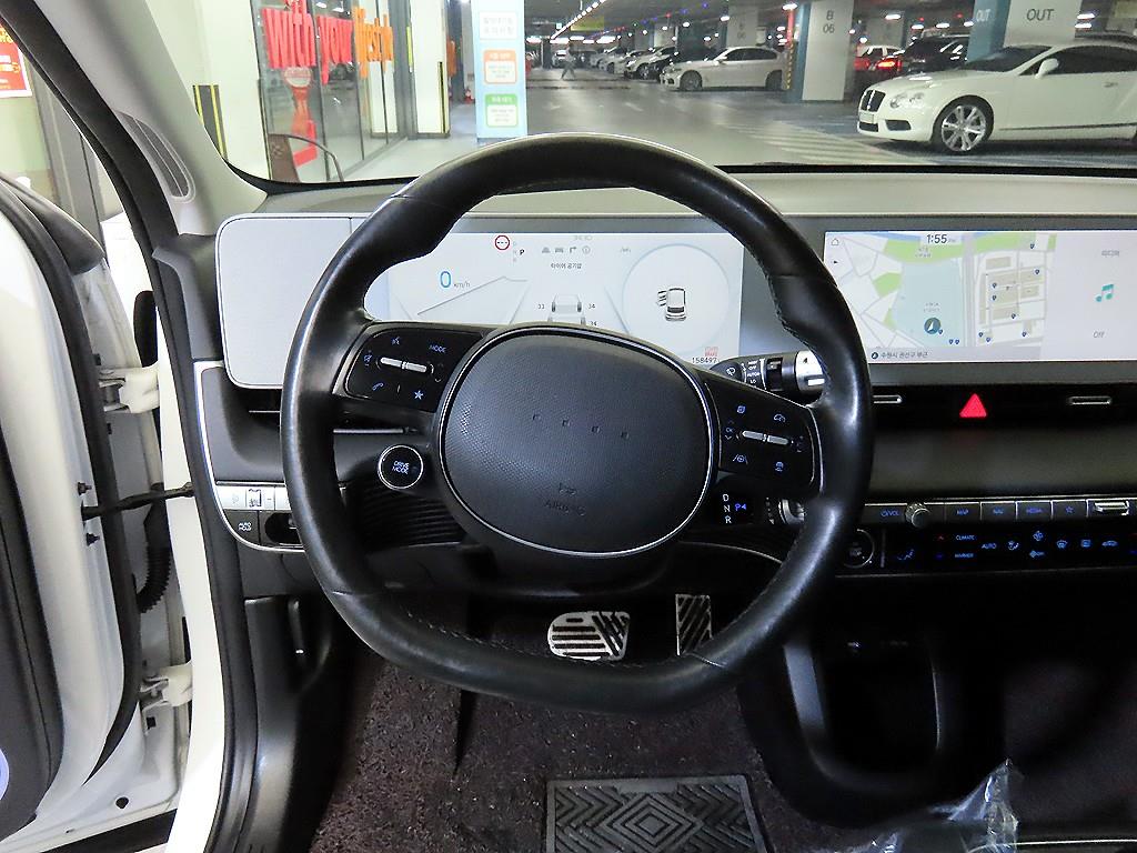 HYUNDAI Ioniq 5 - Vista 8