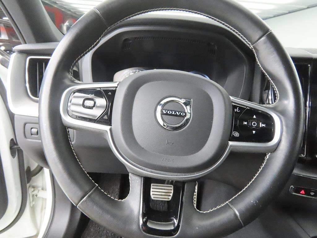 Volvo XC60 - Vista 8