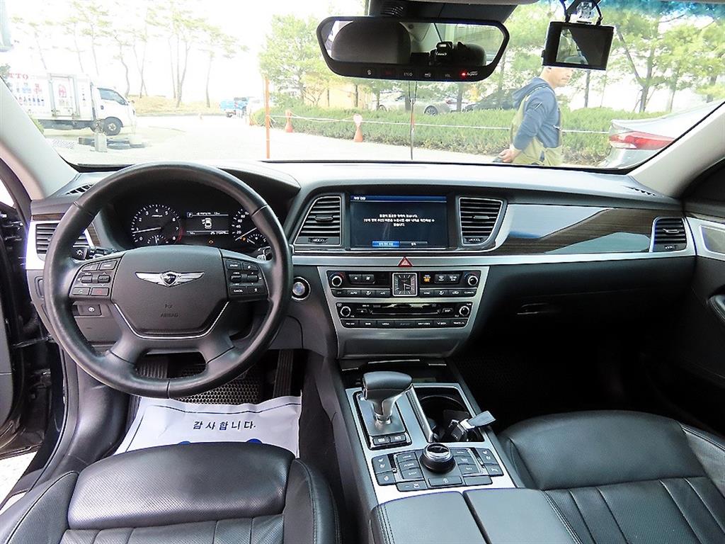 Genesis G80 - Vista 7