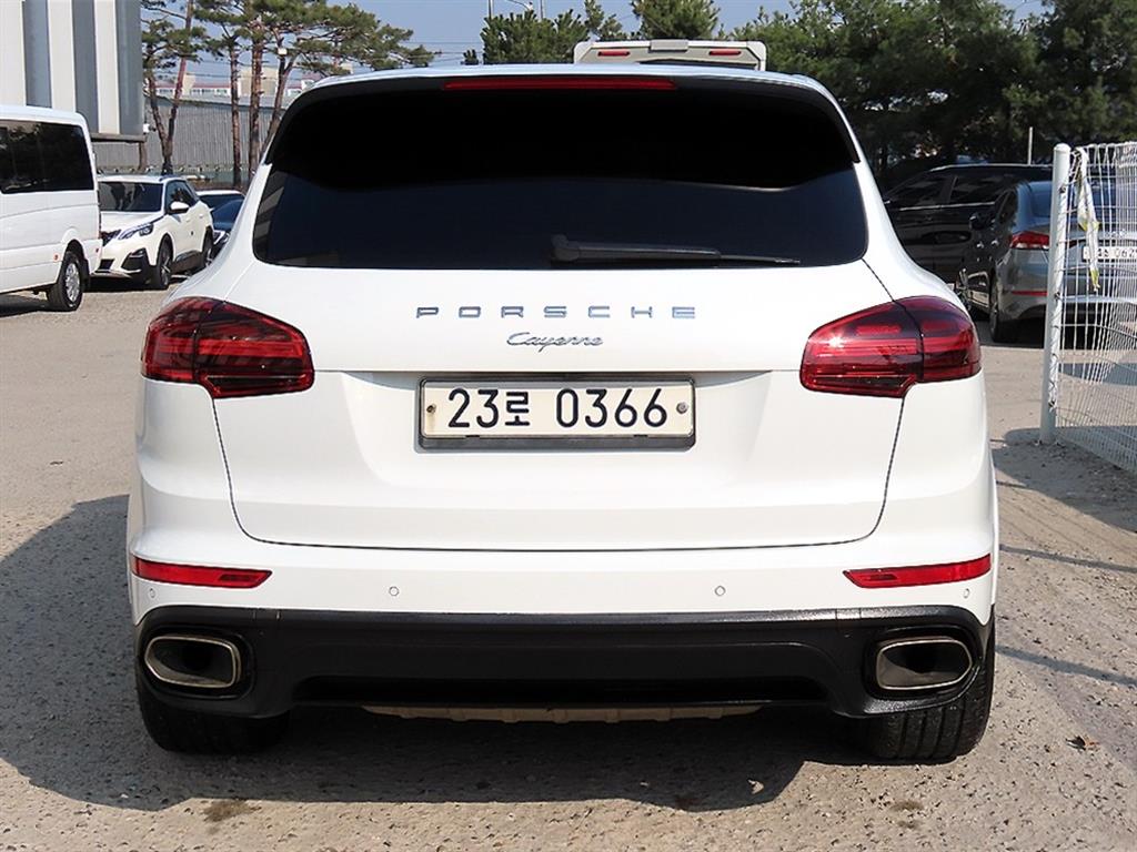 Porsche Cayenne - Vista 4