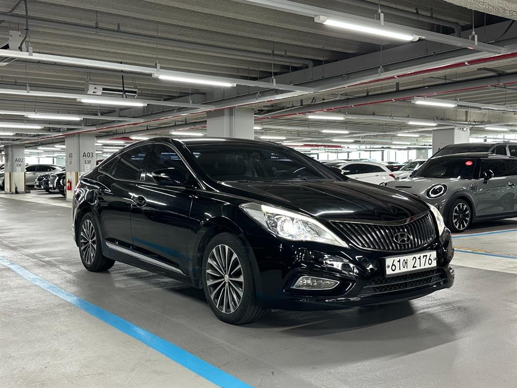 HYUNDAI Grandeur - Vista 6