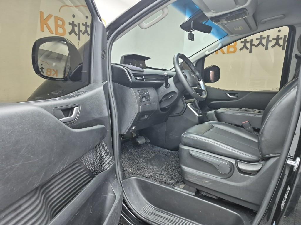 HYUNDAI Staria 2022 Negro - Importación desde Corea - HF Imports Iquique - Foto 16