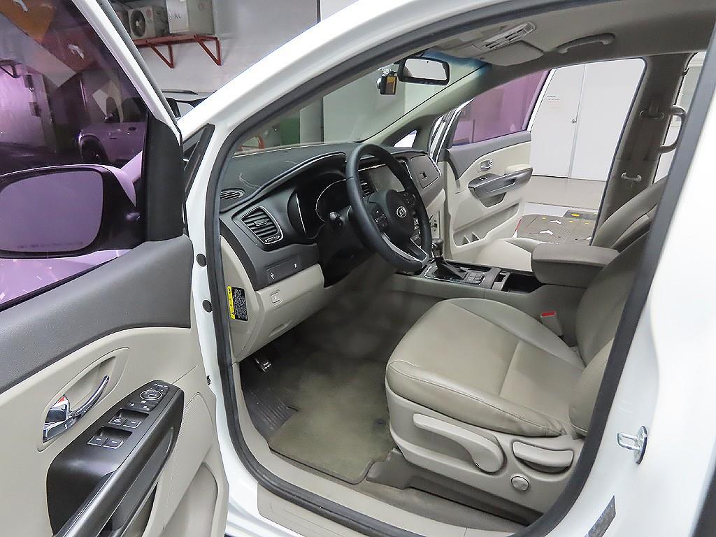 KIA Carnival 2017 Blanco - Importación desde Corea - HF Imports Iquique - Foto 11