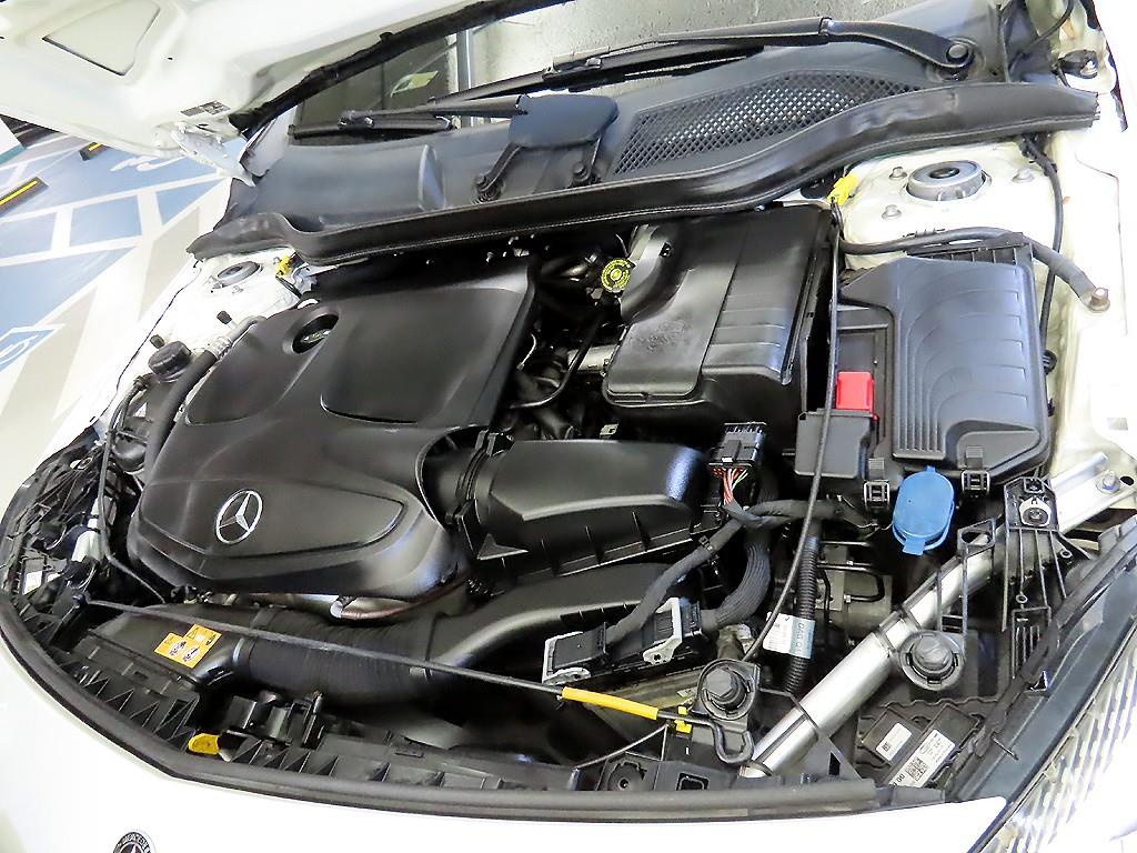 Mercedes Benz A Class 2018 Blanco - Importación desde Corea - HF Imports Iquique - Foto 18