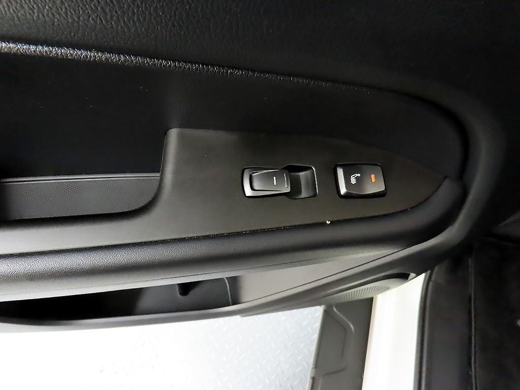 Ssangyong Rexton - Vista 12