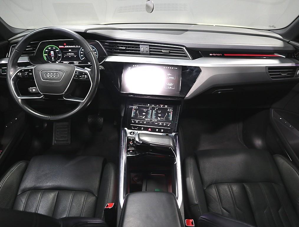 Audi e-Tron - Vista 5