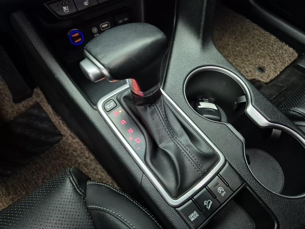 KIA Sportage - Vista 8