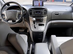 HYUNDAI Starex - Vista 10