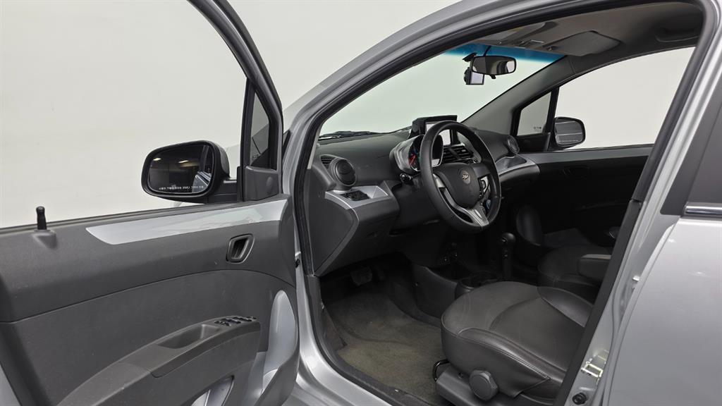 Chevrolet Spark - Vista 10