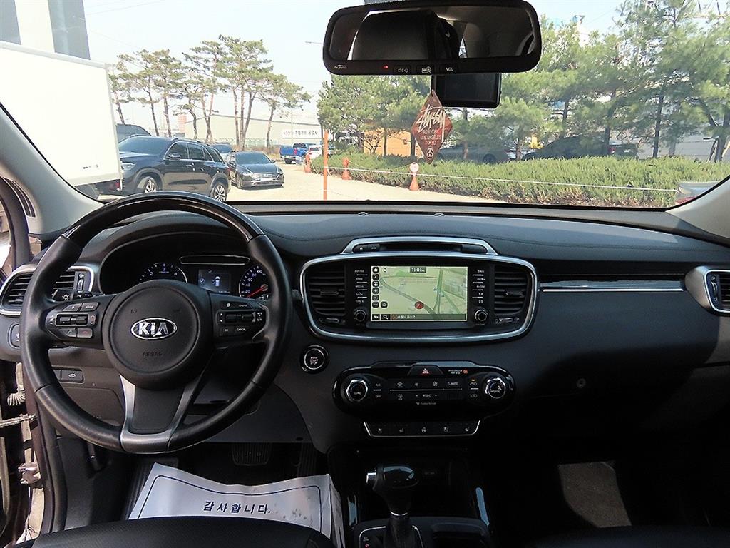 KIA Sorento - Vista 7