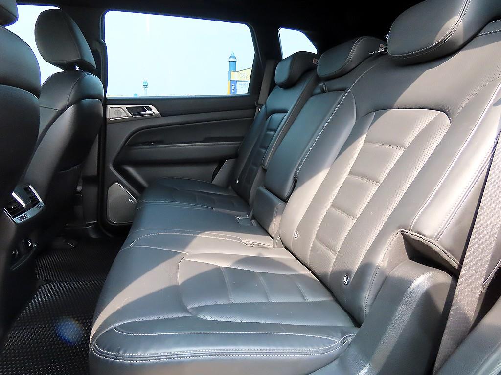 Ssangyong Rexton - Vista 6