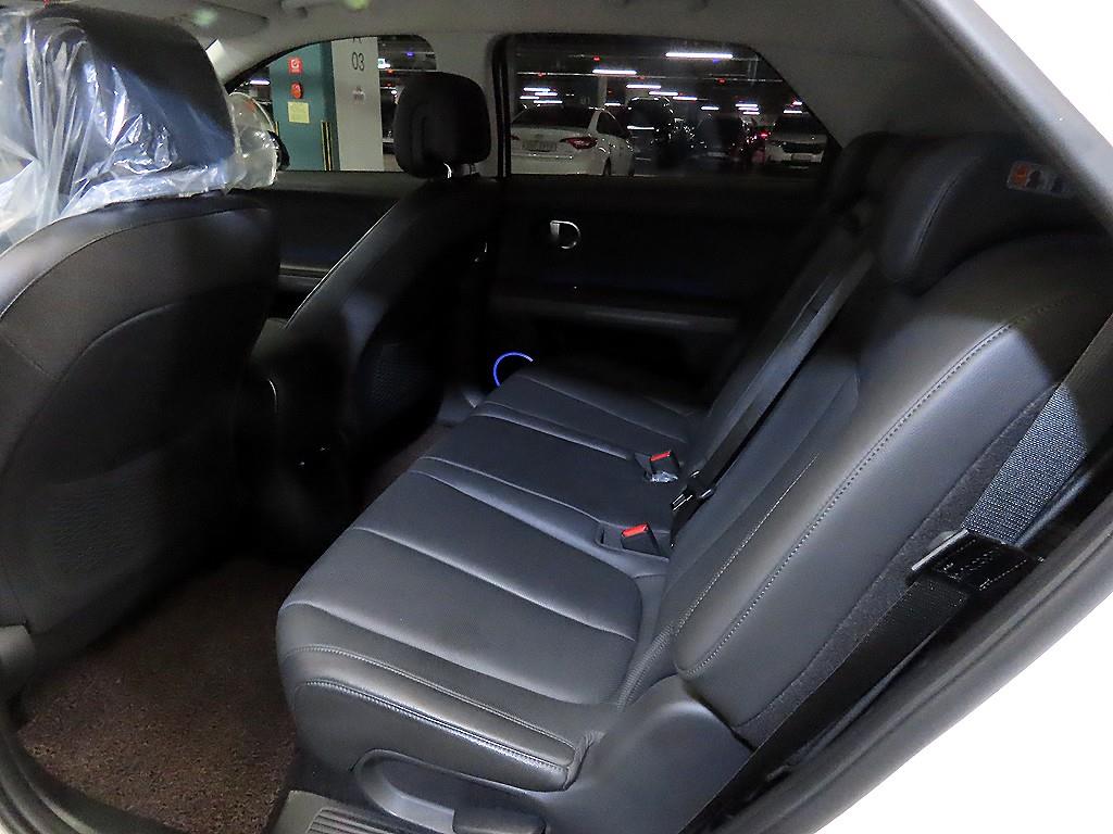 HYUNDAI Ioniq 5 - Vista 7