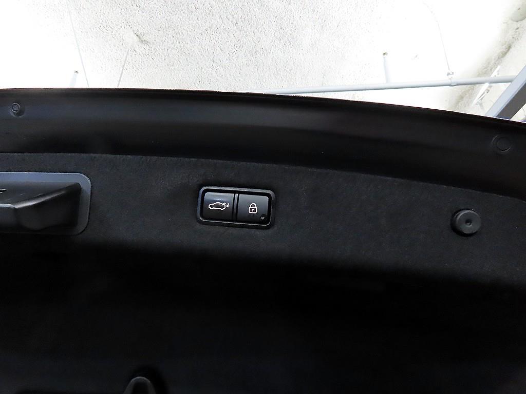 Genesis EQ900 2016 Negro - Importación desde Corea - HF Imports Iquique - Foto 16