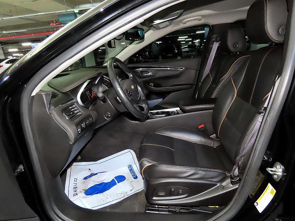 Chevrolet Impala - Vista 6