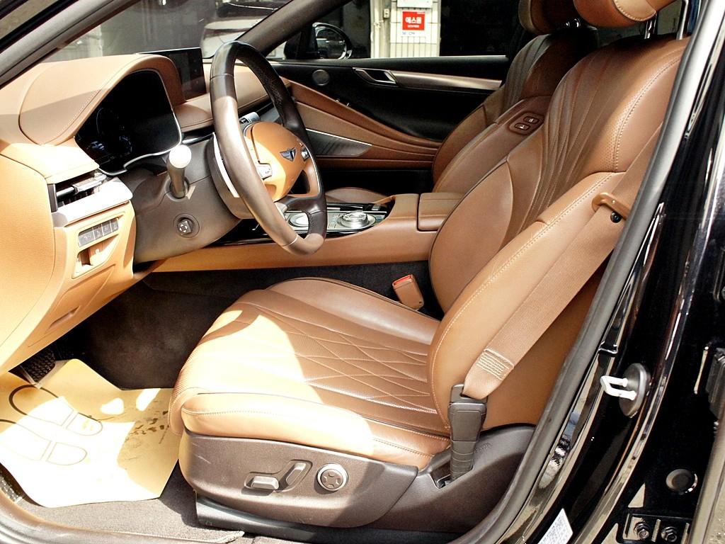 Genesis G80 - Vista 9