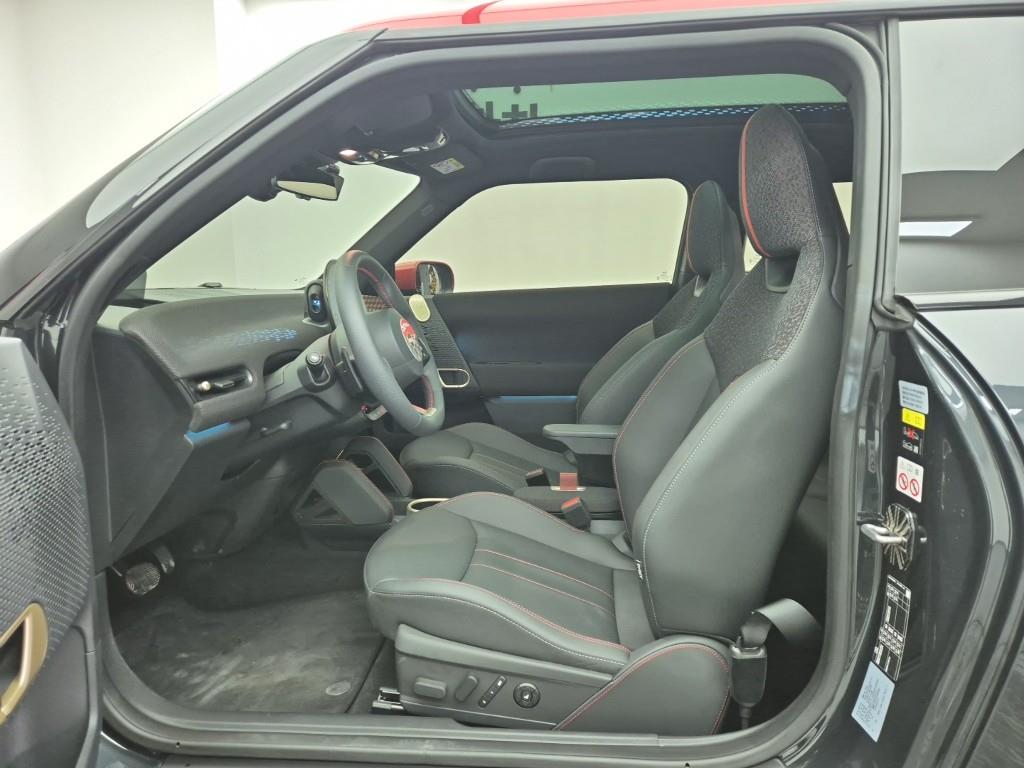 Mini Cooper Electric - Vista 11