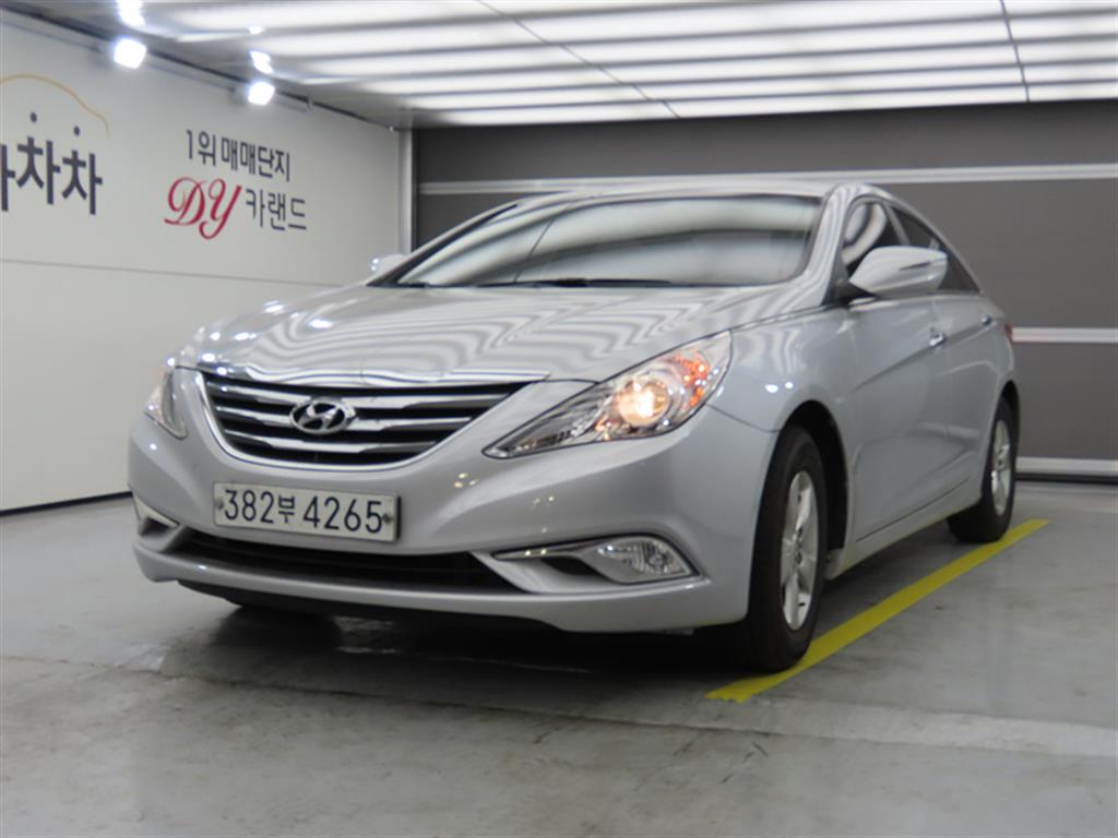 HYUNDAI Sonata 2015 Plateado - Importación desde Corea - HF Imports Iquique - Foto 1