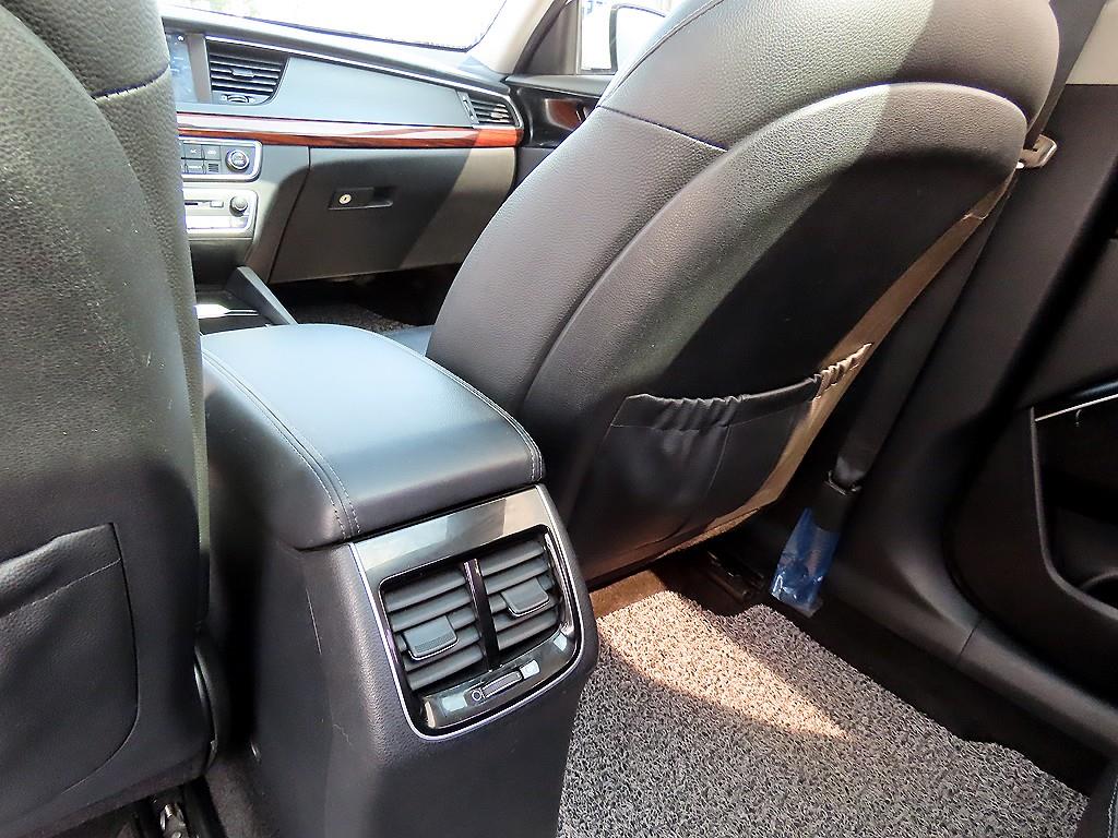 KIA K7 2016 Blanco - Importación desde Corea - HF Imports Iquique - Foto 17