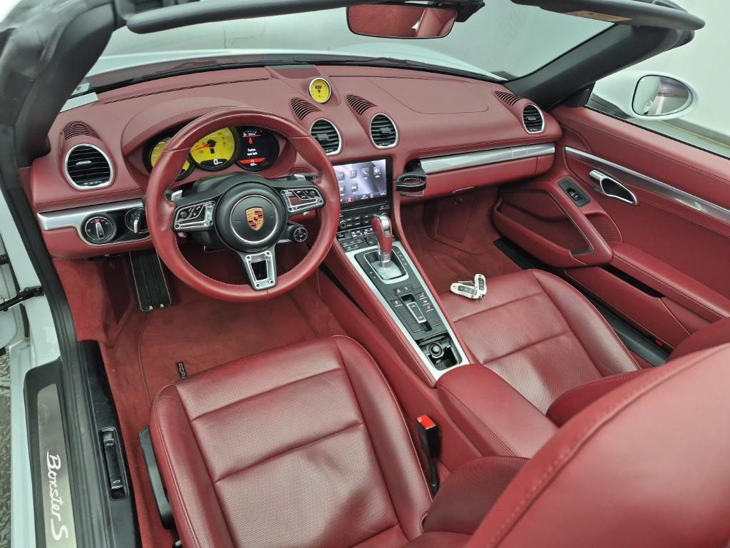 Porsche 718 - Vista 5