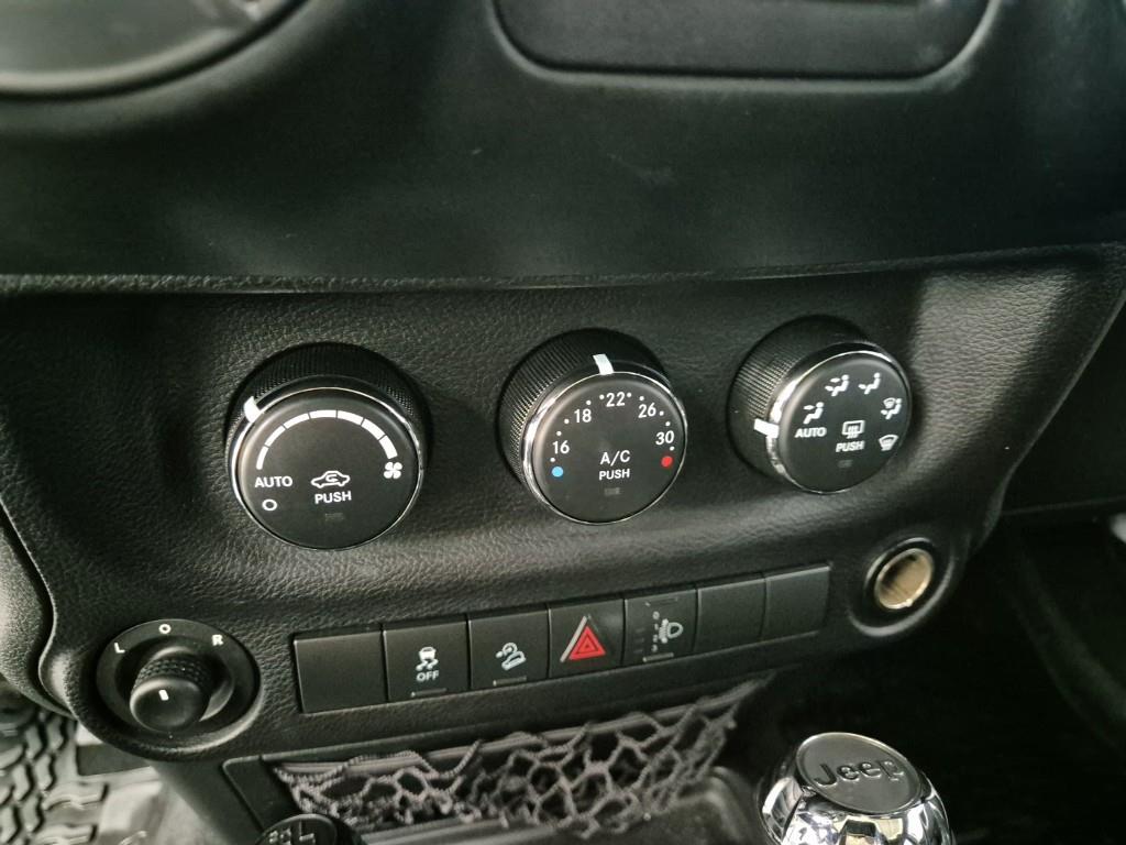 Jeep Wrangler - Vista 10