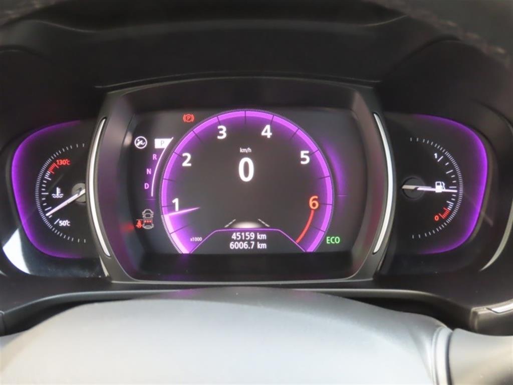 SAMSUNG QM6 - Vista 9