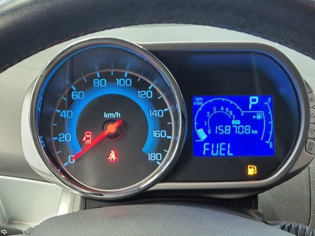 Chevrolet Spark - Vista 6