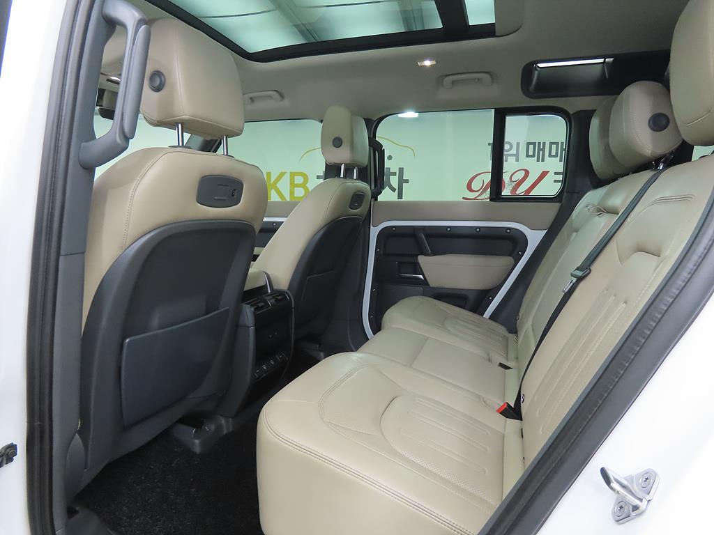 Land Rover Defender - Vista 6