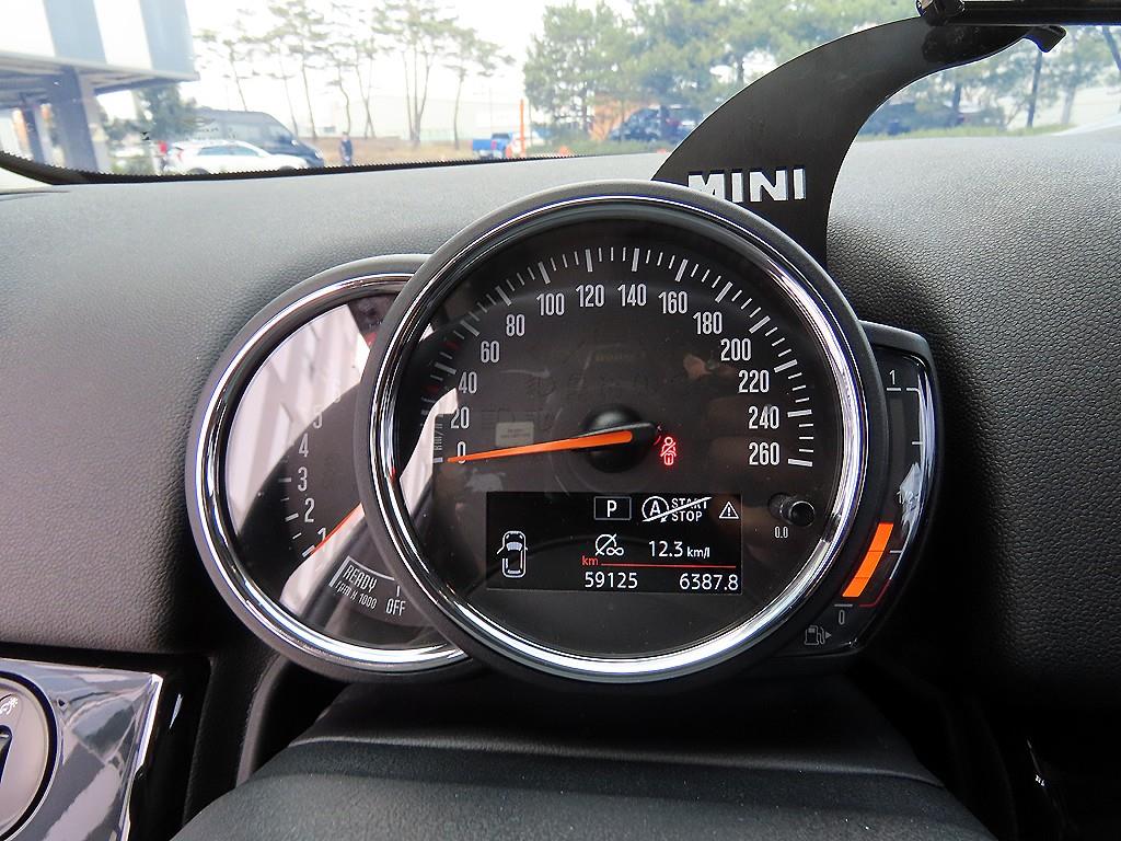 Mini Countryman - Vista 9