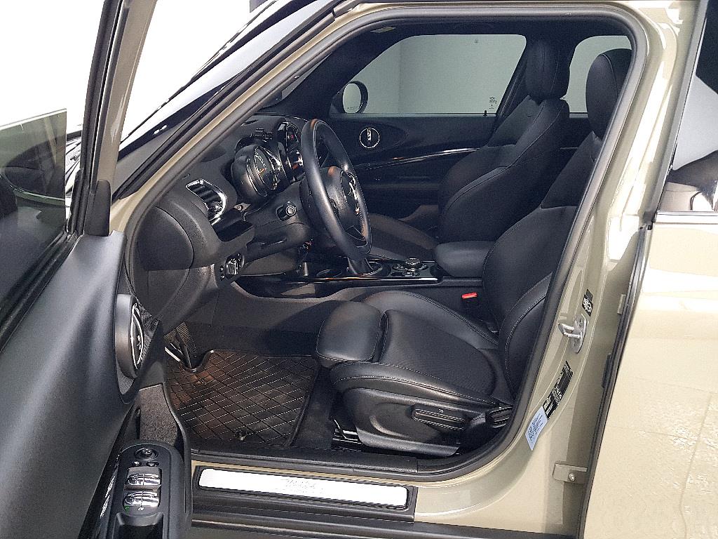 Mini Clubman - Vista 8