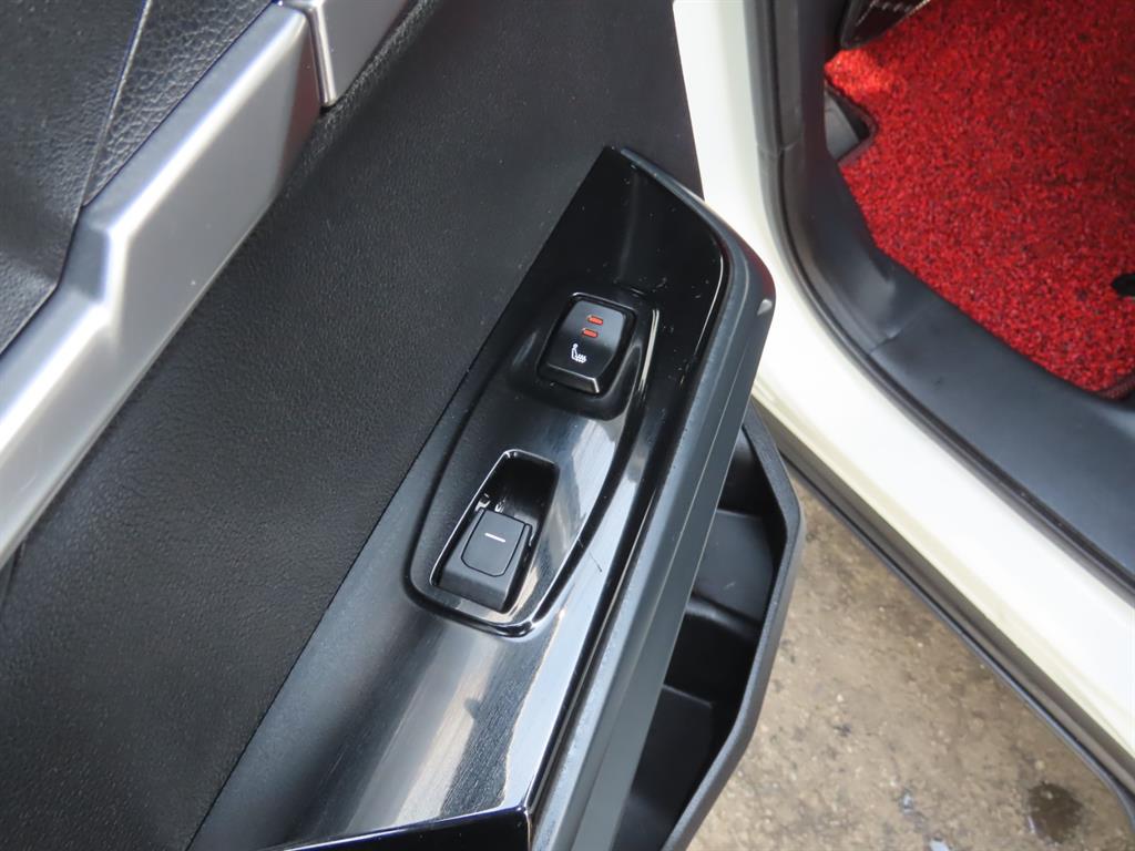 Ssangyong Torres 2024 Blanco - Importación desde Corea - HF Imports Iquique - Foto 7