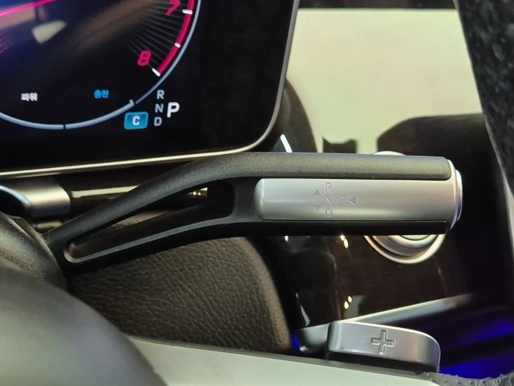 Mercedes Benz S Class - Vista 8