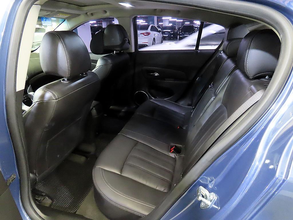 Chevrolet Cruise - Vista 7