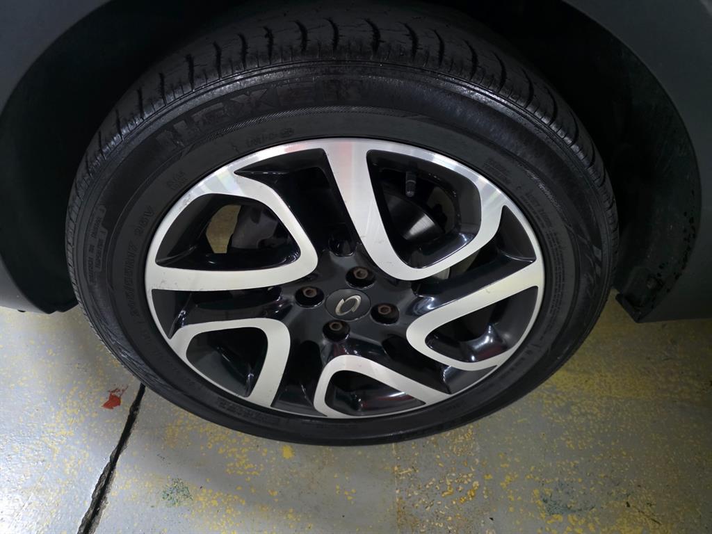 SAMSUNG QM3 - Vista 5