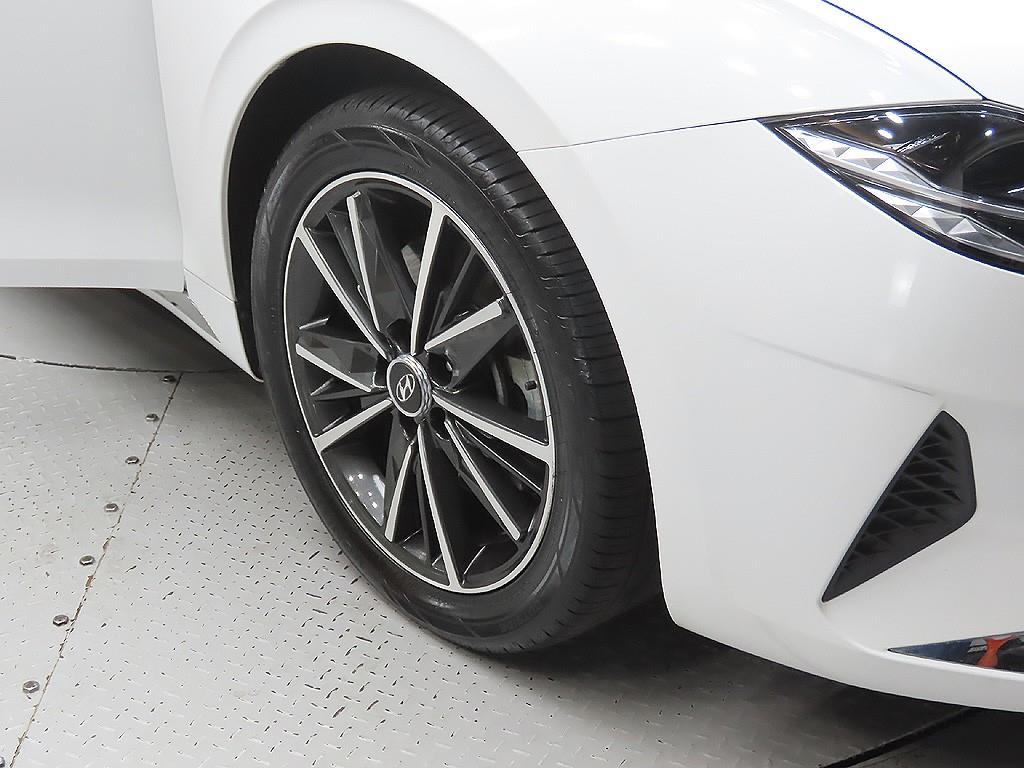 HYUNDAI Grandeur - Vista 9