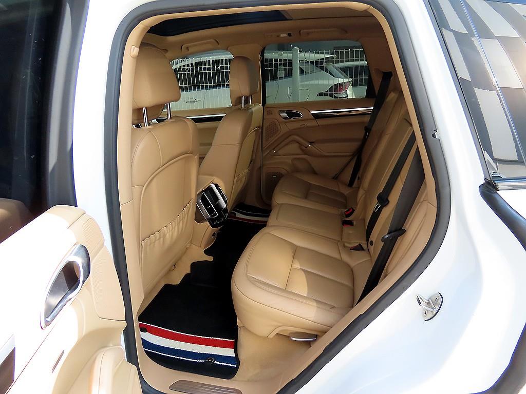 Porsche Cayenne - Vista 6