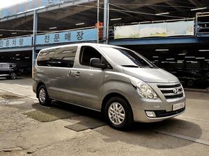 HYUNDAI Starex - Vista 4