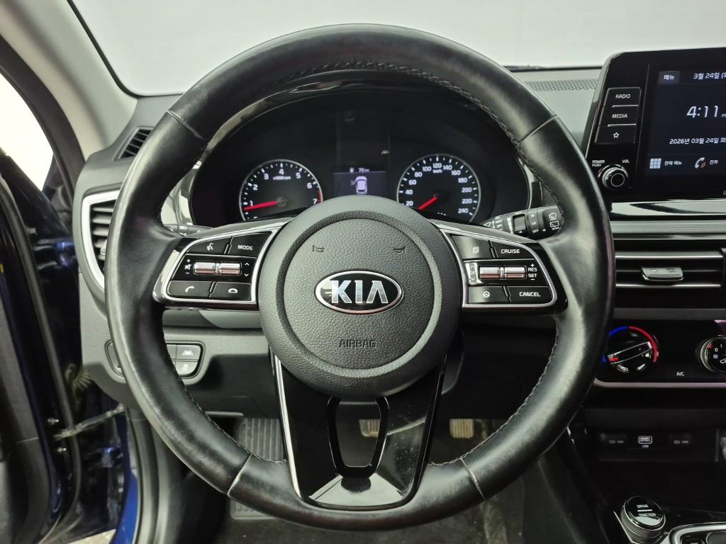 KIA Seltos - Vista 9