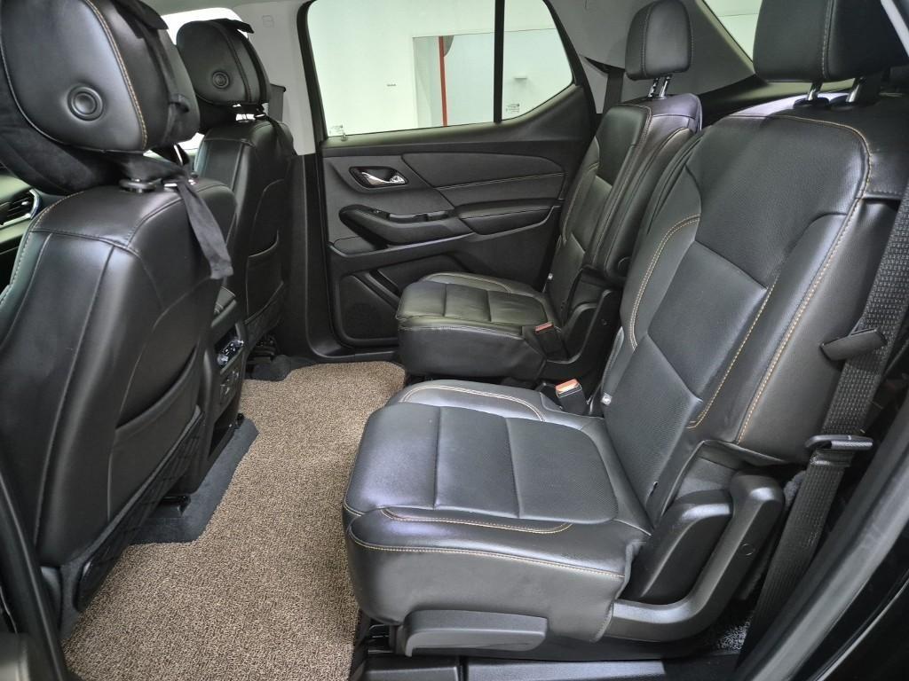 Chevrolet Travers - Vista 11