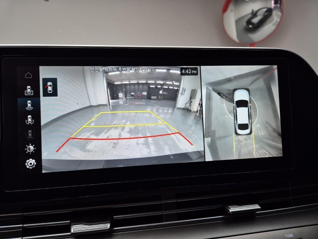 HYUNDAI Grandeur - Vista 5