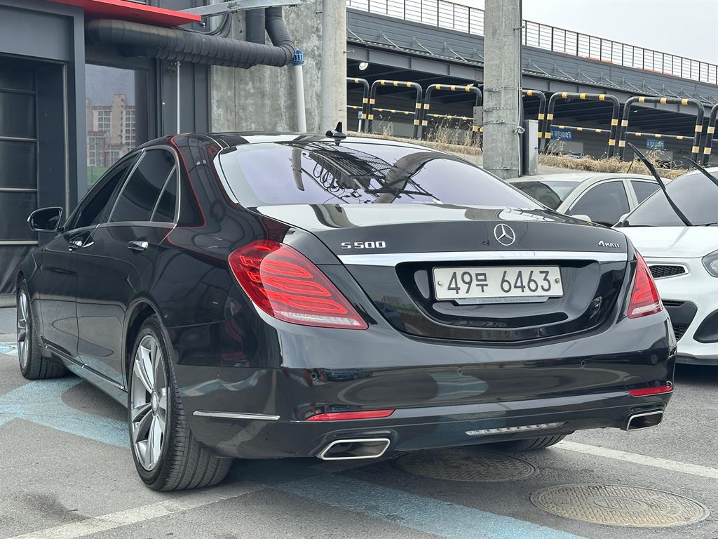 Mercedes Benz S Class - Vista 4